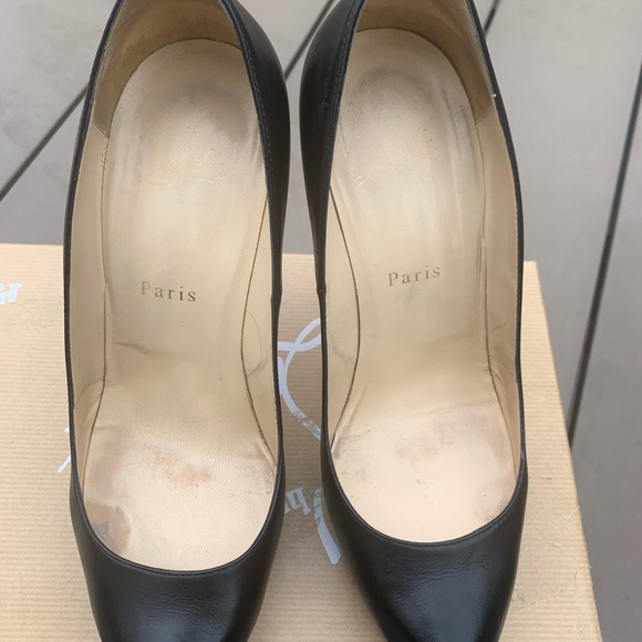 Christian Louboutin Rolandzip size EU38.5 - Picture 5 of 13